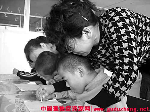 硫必利可缓解自闭症患者的冲动行为、情绪不稳定等问题